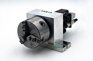 4 oś obrotowa z przekładnią harmoniczną (Harmonic Drive), BZT